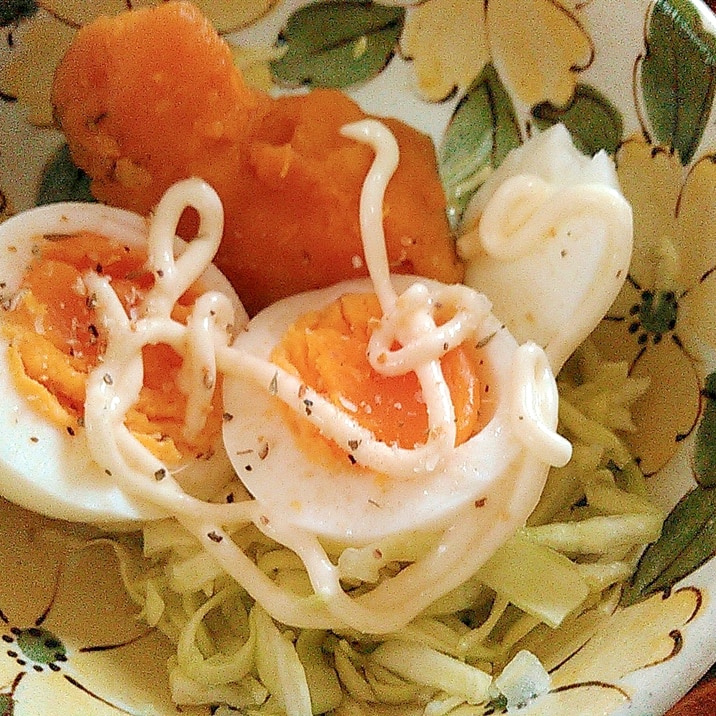 キャベツ卵かぼちゃサラダ